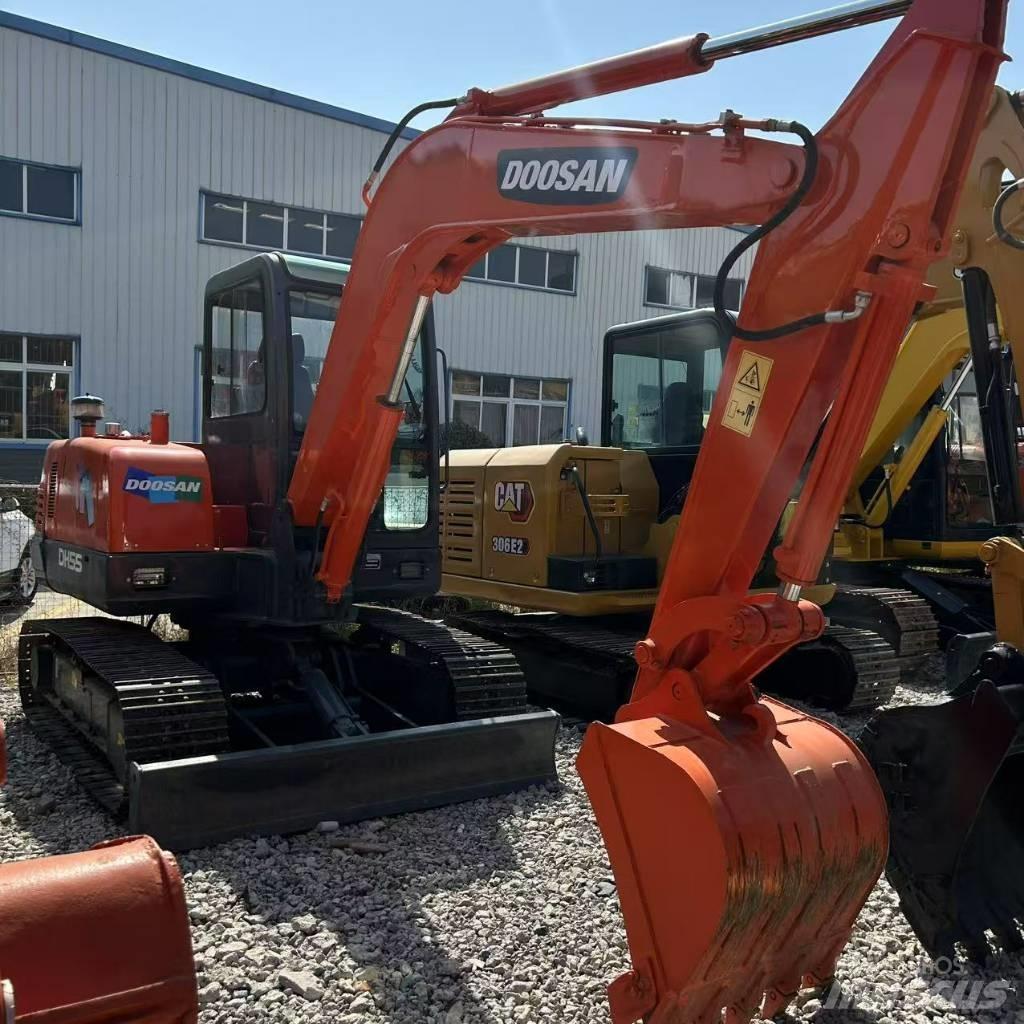 Doosan 55 Pásová rýpadla
