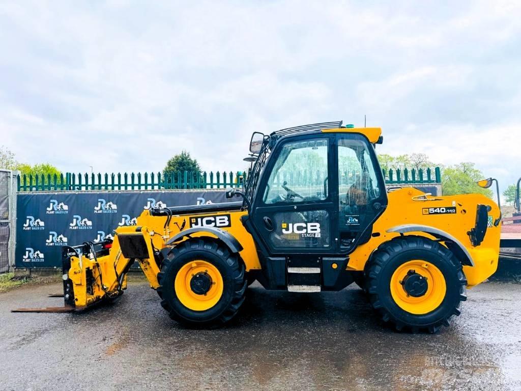 JCB 540-140 Teleskopické manipulátory