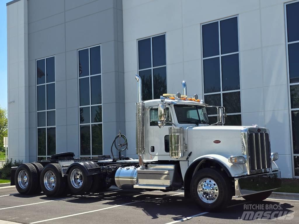 Peterbilt 389 Tahače