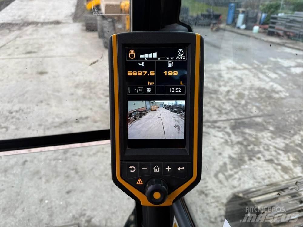 JCB JS145 Pásová rýpadla