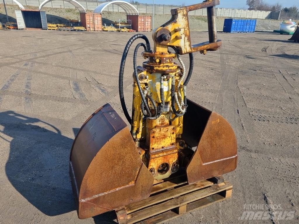 Liebherr 600 MM Klešťové drapáky