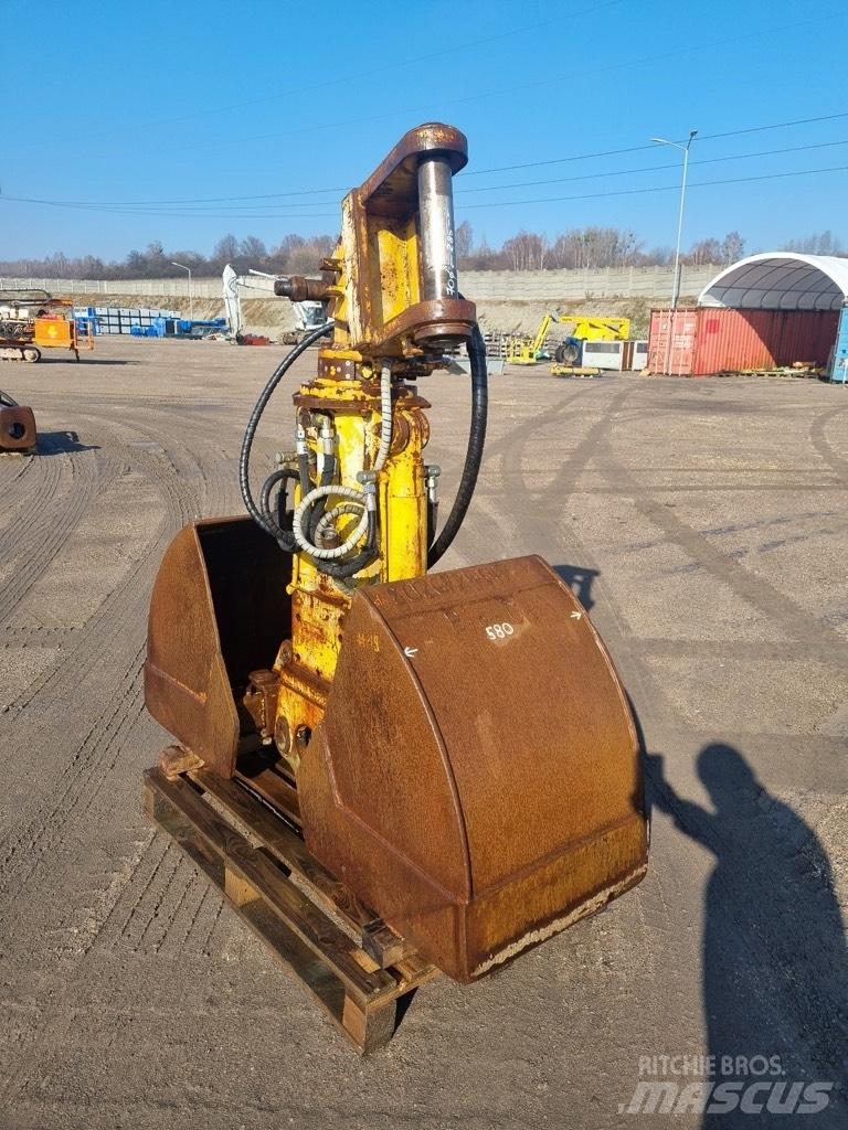 Liebherr 600 MM Klešťové drapáky