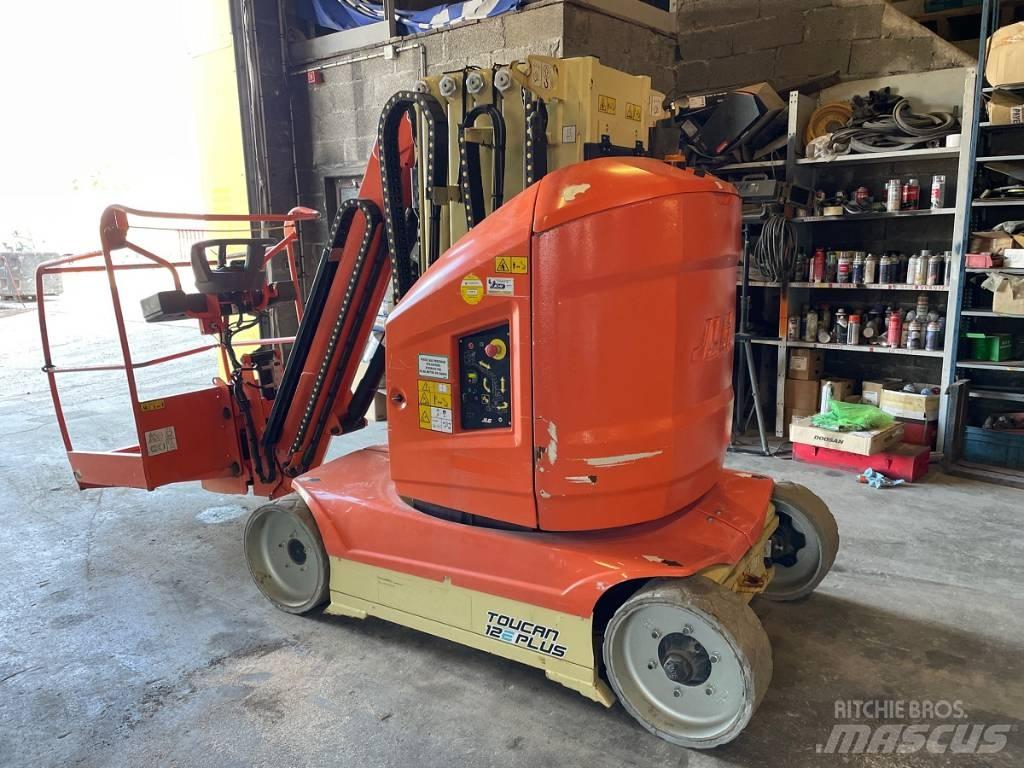 JLG Toucan 12 E Plus Vertikální sloupové výtahy