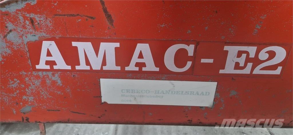 Amac E2 uienlader Bramborové kombajny / sklízeče