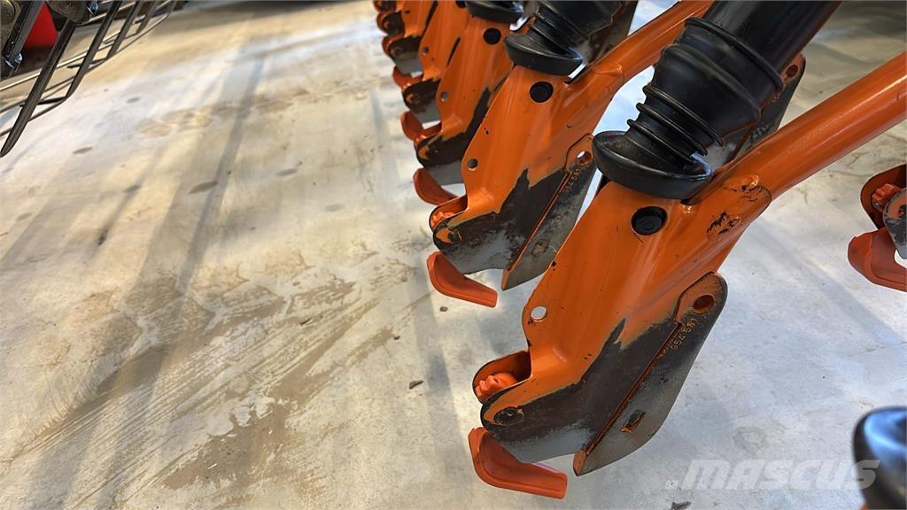 Amazone ad303 Mechanické secí stroje