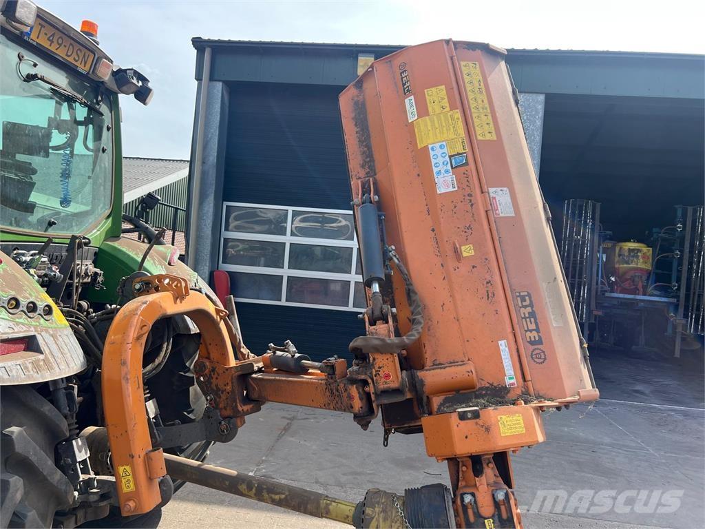 Berti TAPS 200 Sekačky pro sečení roughů a semiroughů