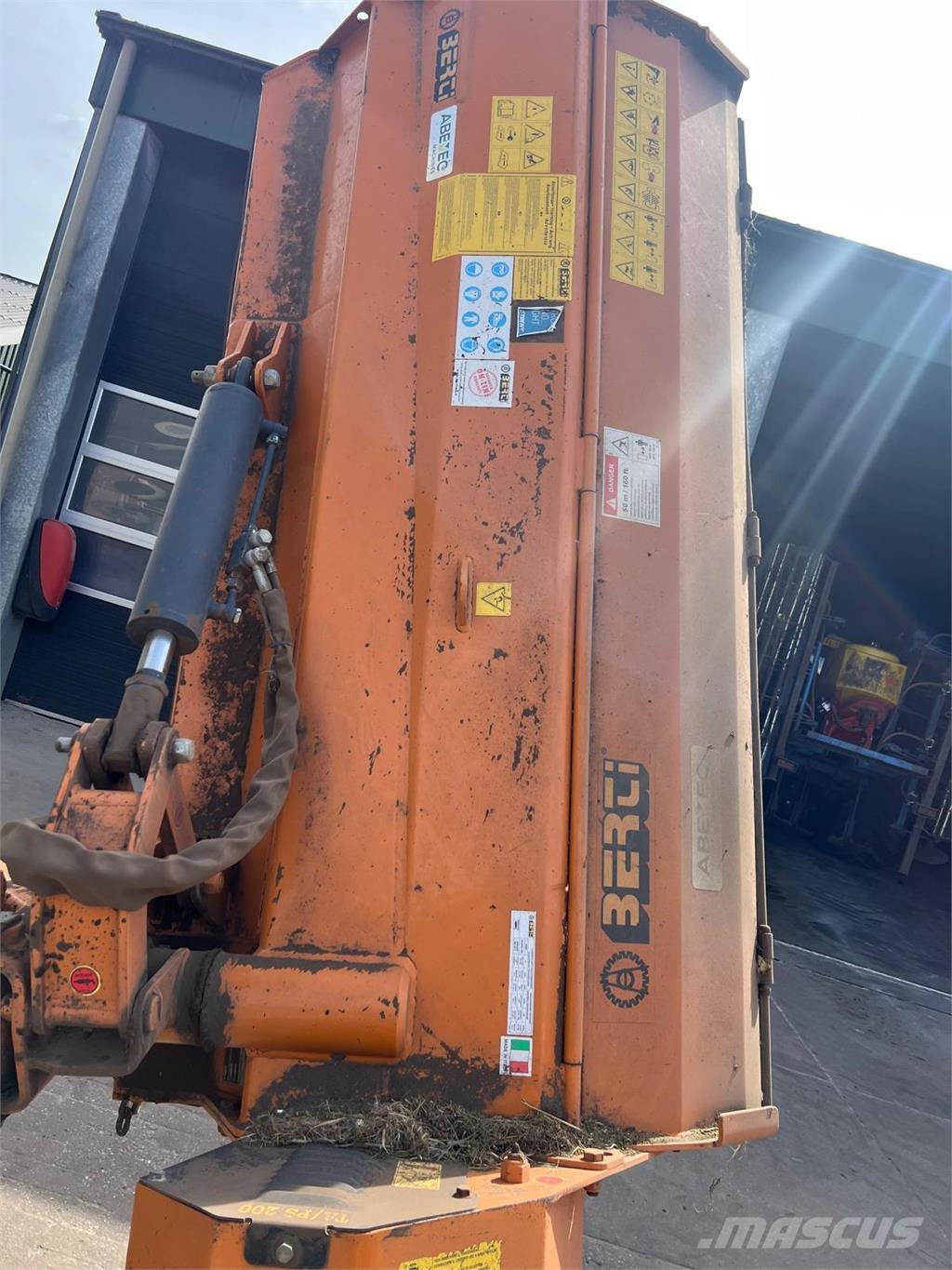 Berti TAPS 200 Sekačky pro sečení roughů a semiroughů