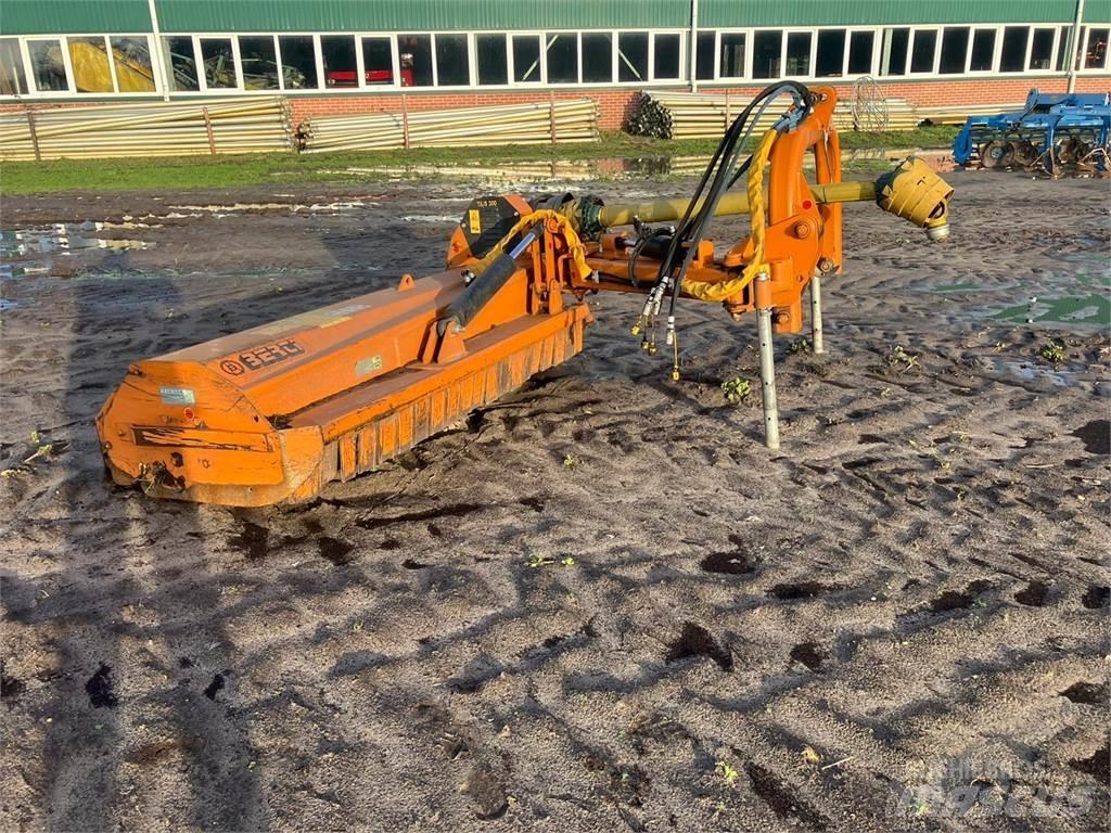 Berti TAS 200 Sekačky pro sečení roughů a semiroughů