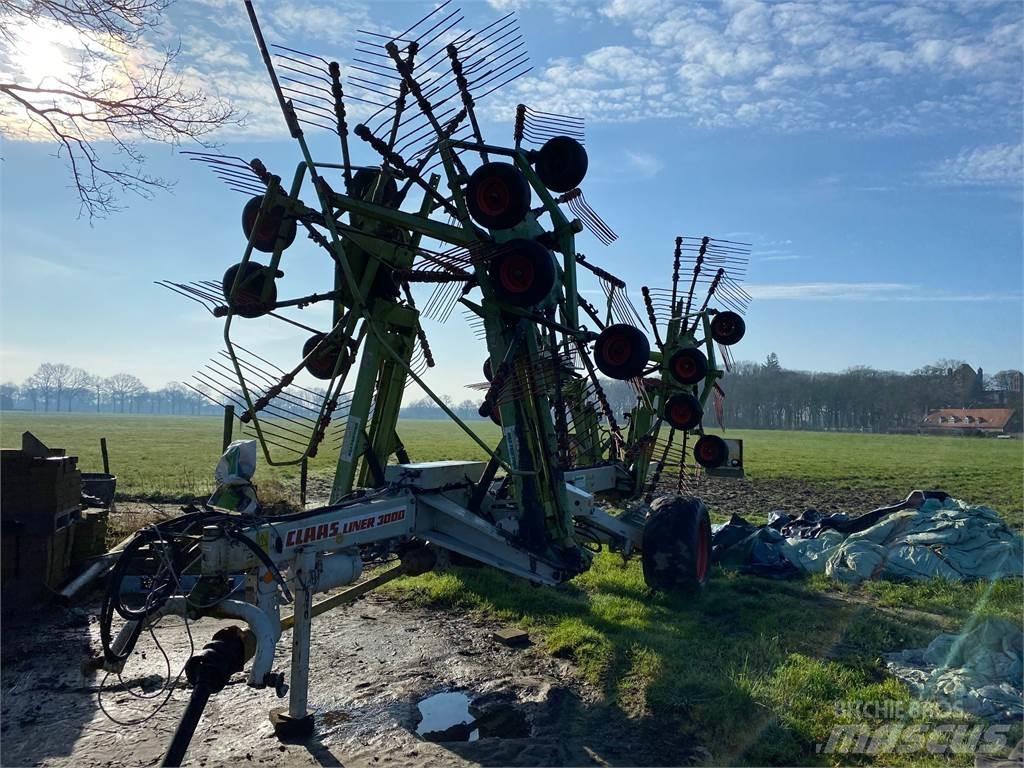 CLAAS liner 3000 Obraceče a shrabovače sena