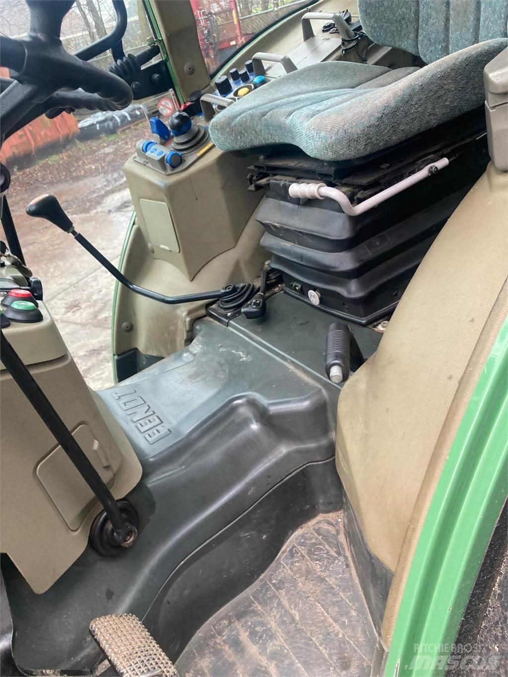 Fendt 208Va Traktory