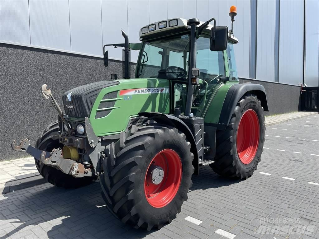 Fendt 312 Vario Traktory