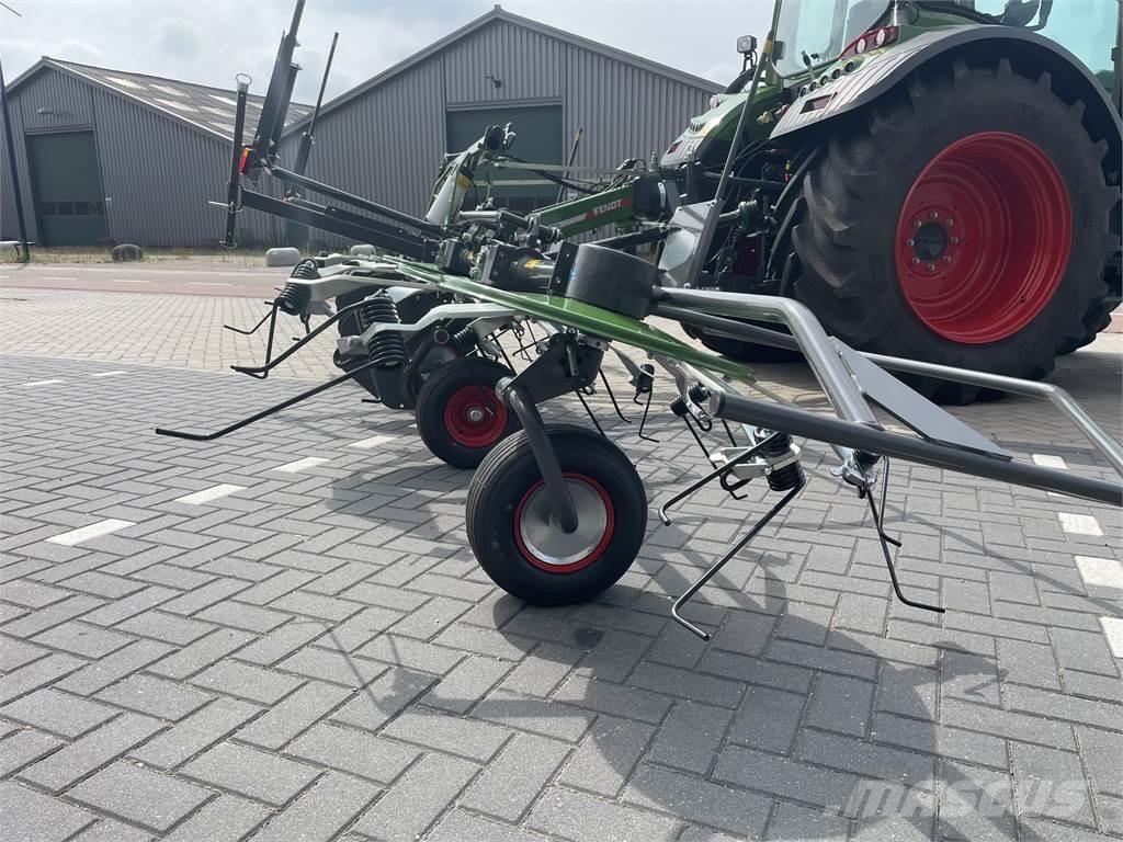 Fendt Lotus 770 Obraceče a shrabovače sena
