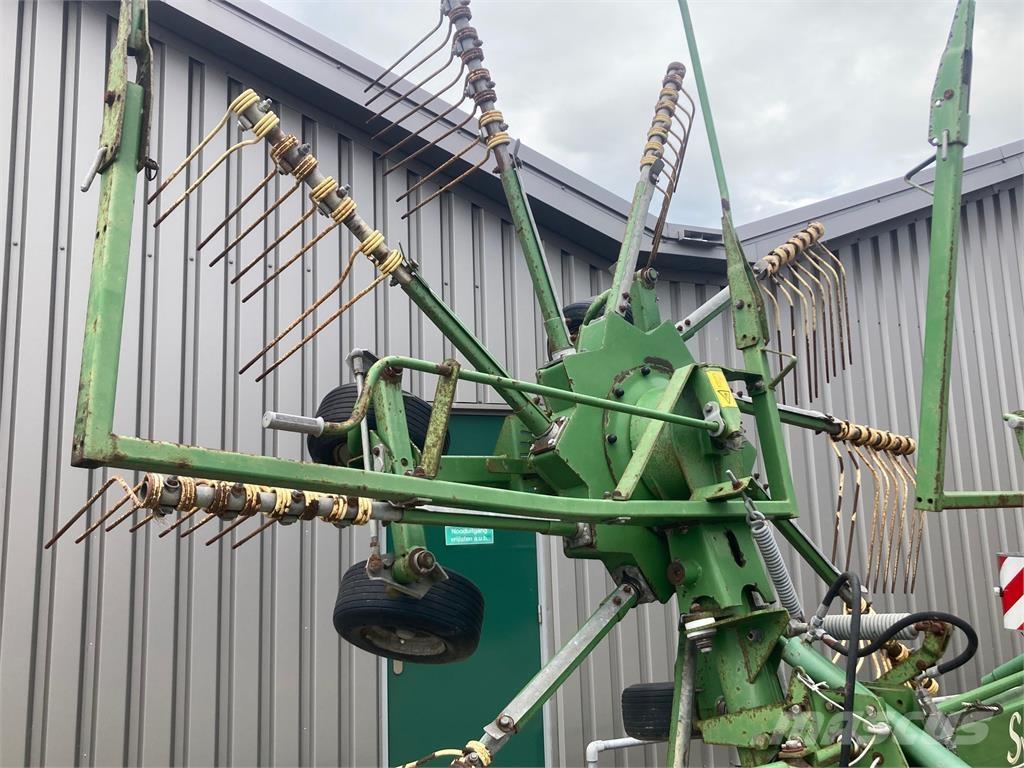 Krone 1201 hark Obraceče a shrabovače sena