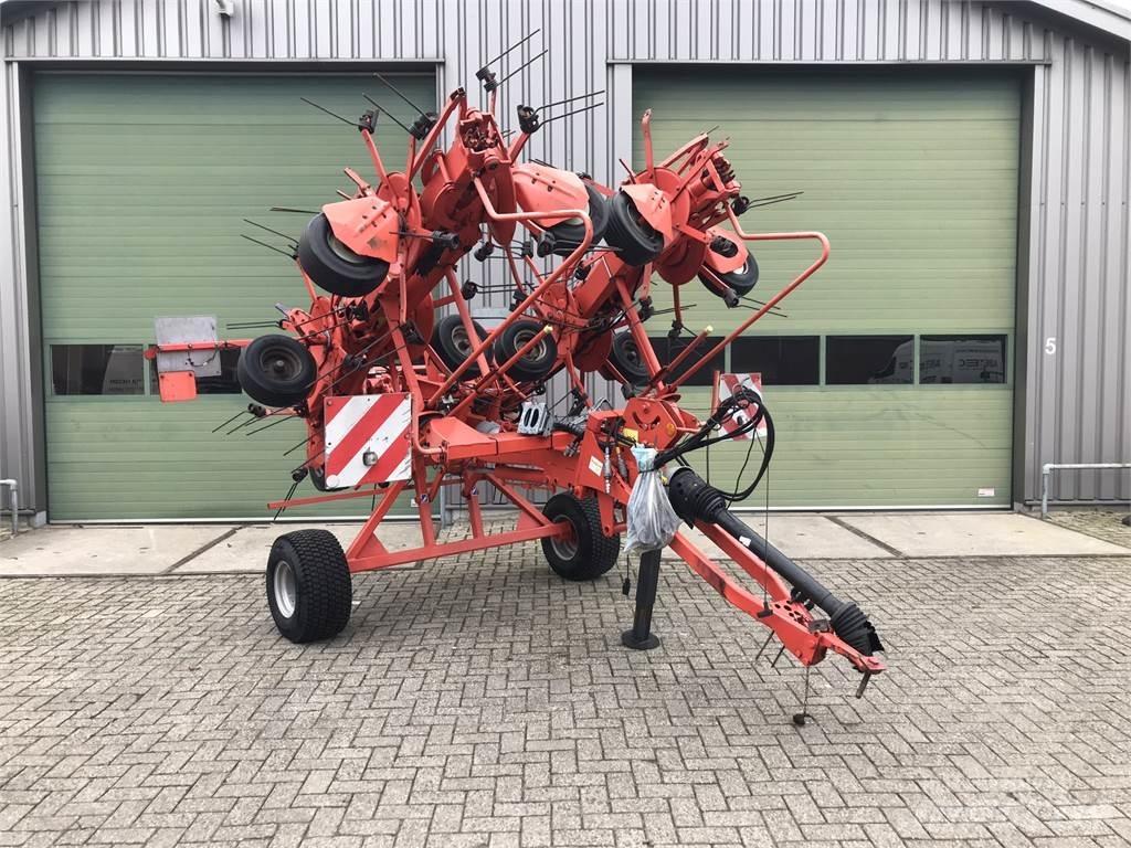 Kuhn GF 10802 T Obraceče a shrabovače sena