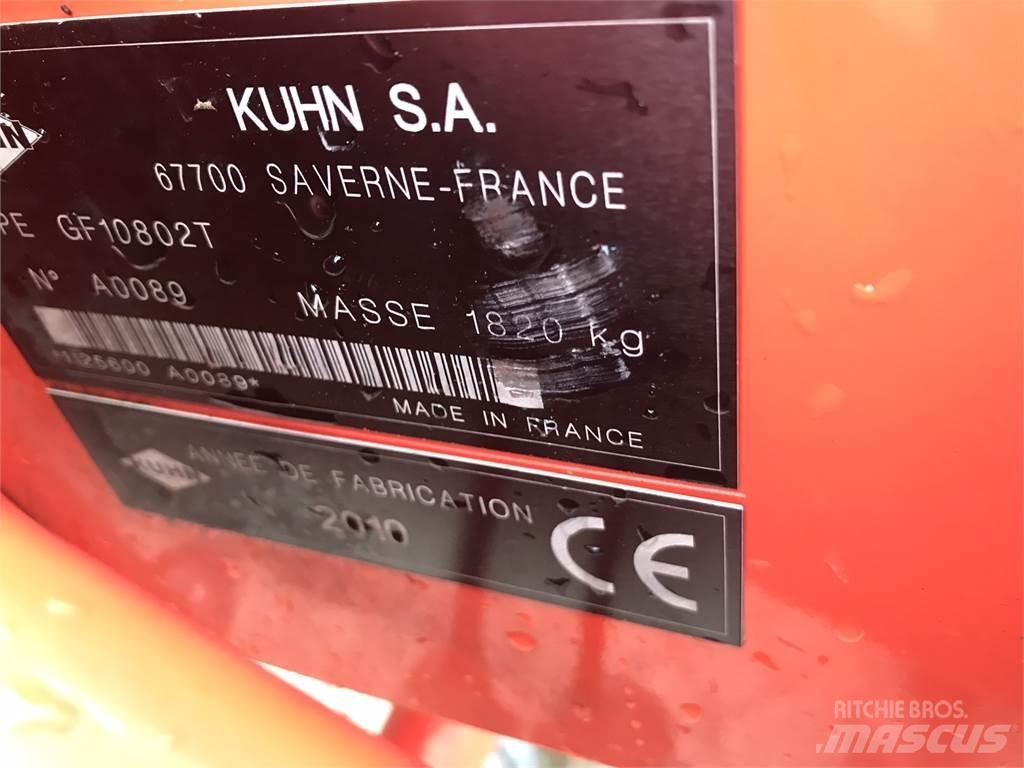 Kuhn GF 10802 T Obraceče a shrabovače sena
