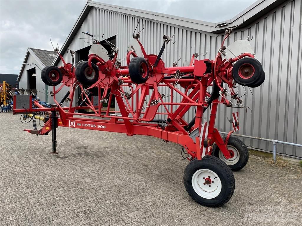 Lely Lotus 900 Obraceče a shrabovače sena