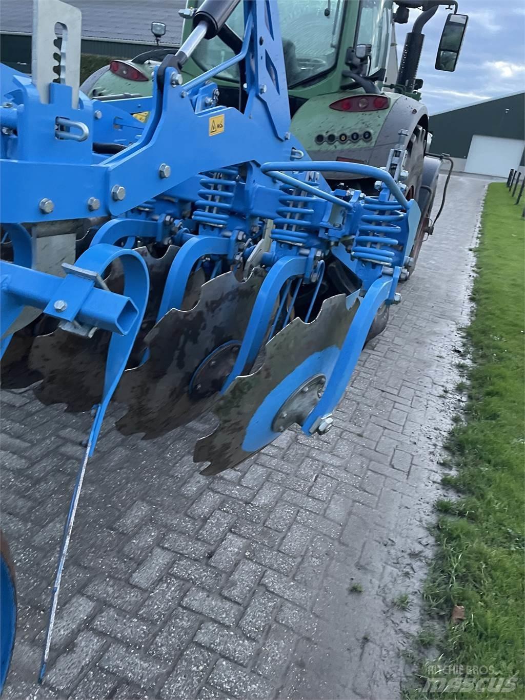 Lemken Rubin 12 Talířové brány