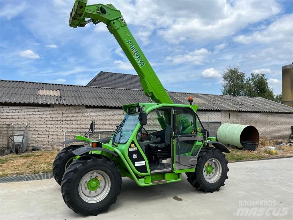 Merlo P32.6L Teleskopické nakladače pro zemědělství