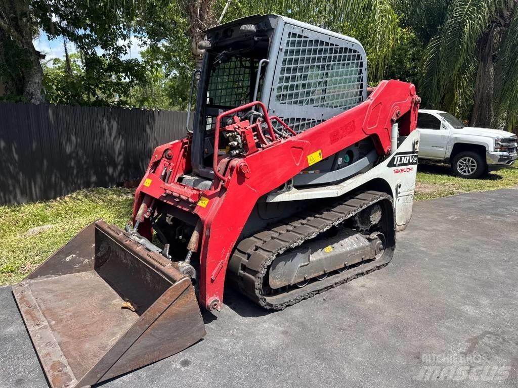 Takeuchi TL10 Smykem řízené nakladače