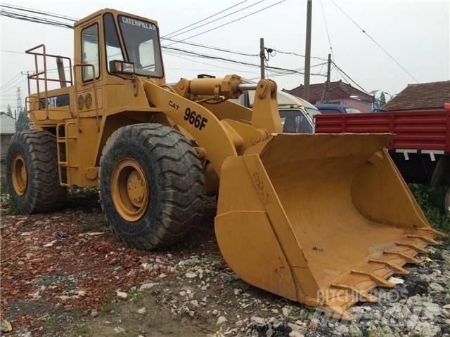 CAT 966 F Kolové nakladače