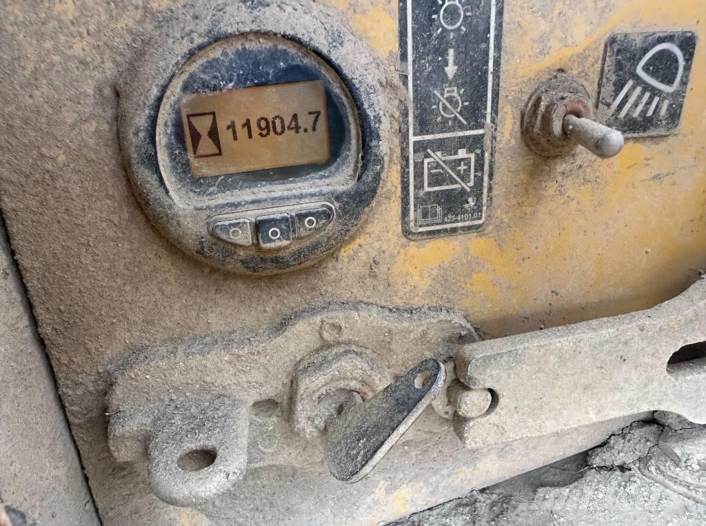 CAT D 6 T LGP Pásové dozery