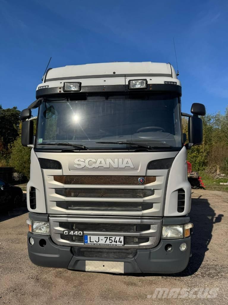 Scania G 440 Vozy na přepravu kmenů
