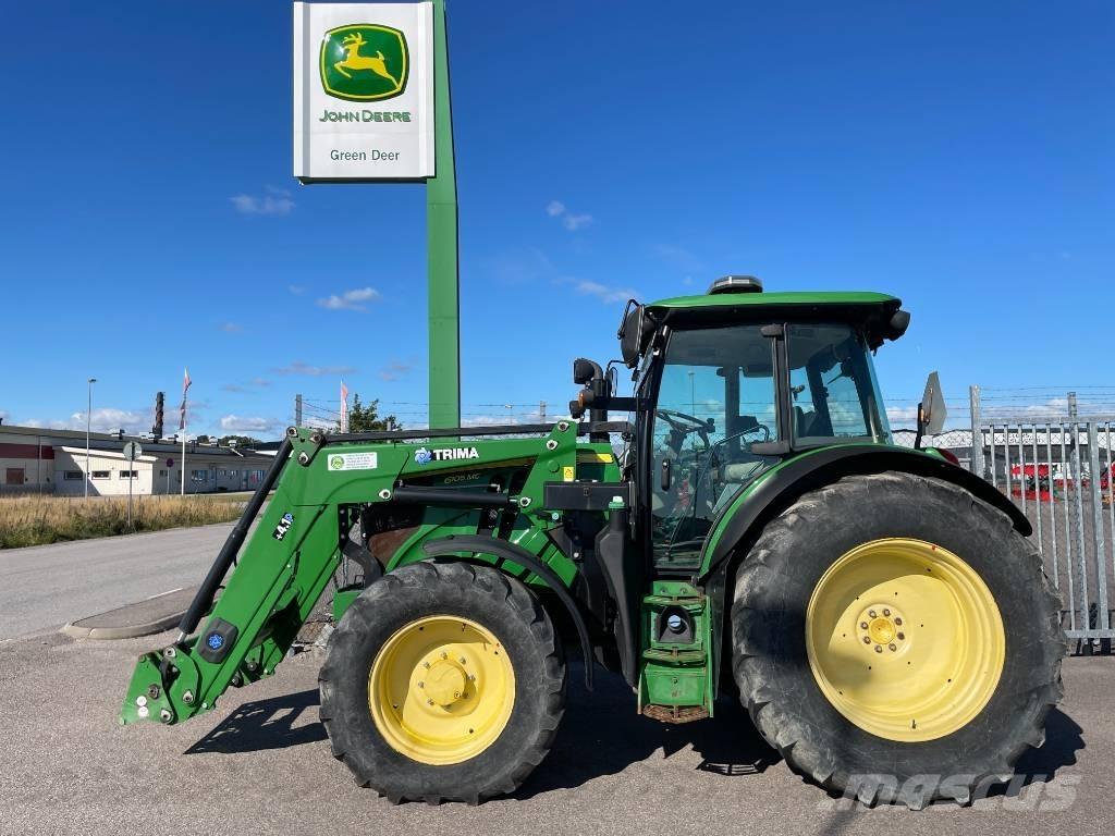 John Deere 6105 MC Traktory