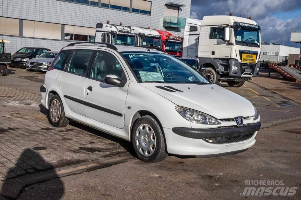 Peugeot 206 SW Osobní vozy