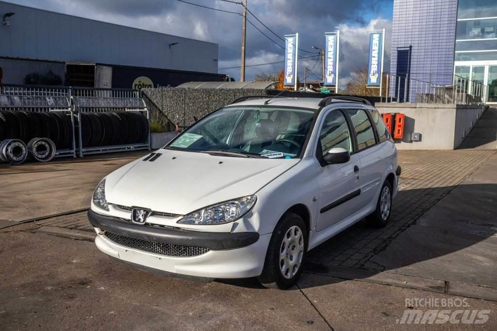 Peugeot 206 SW Osobní vozy