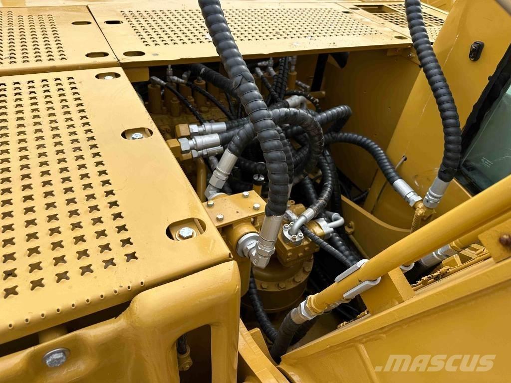 CAT 320 C L Pásová rýpadla