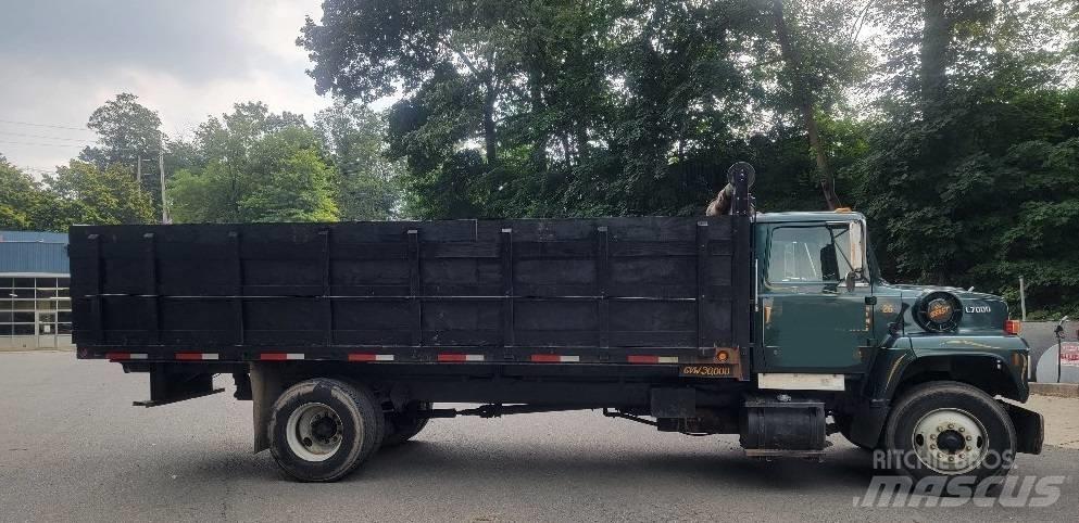 Ford L 7000 Sklápěče