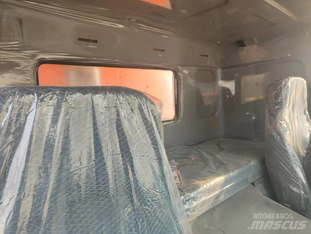 Howo 371 8x4 Sklápěče