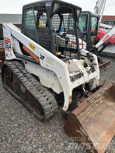Bobcat 864 H Smykem řízené nakladače