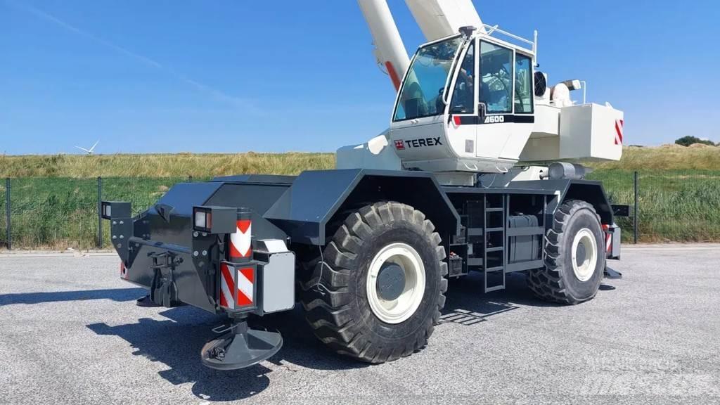 Terex A600 Jeřáby pro těžký terén
