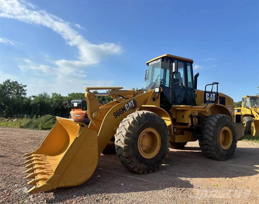 CAT 966 H Kolové nakladače