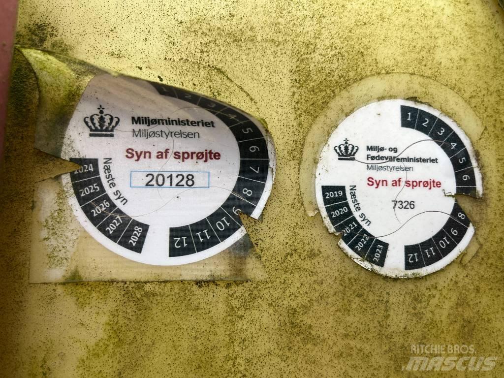 Hardi Mega 1200 Nesené postřikovače