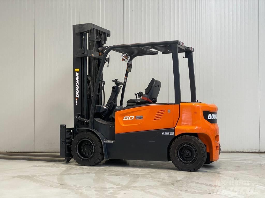 Doosan B50XC-7 Akumulátorové vozíky