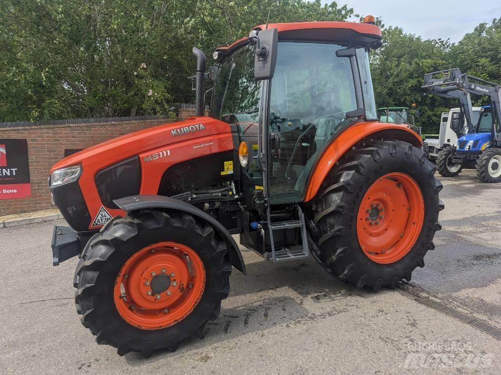 Kubota M 5-111 Traktory