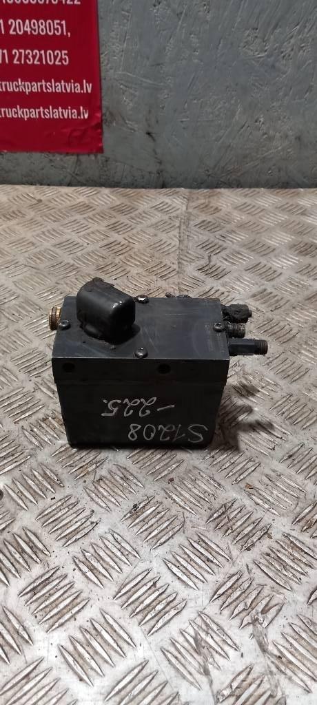 Scania 94 D.    1422640 Hydraulika