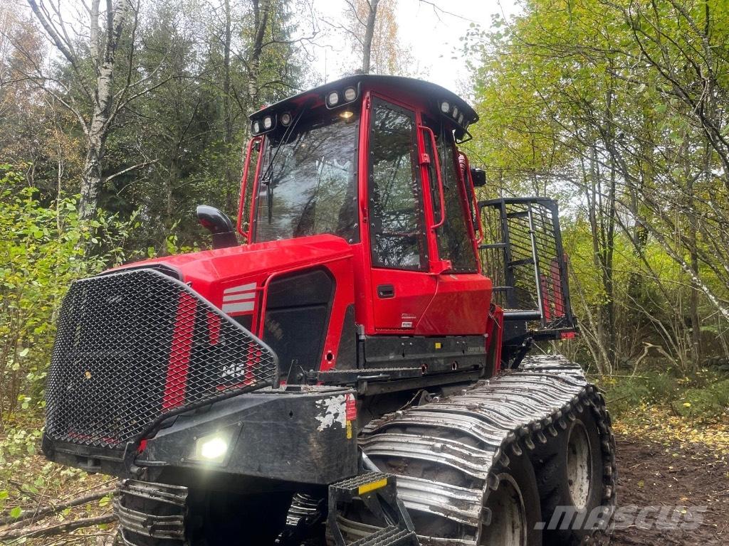 Komatsu 845 Vyvážecí traktory