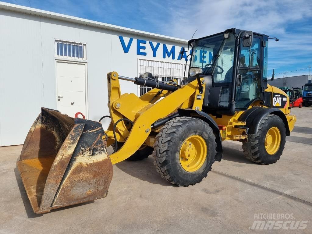 CAT 908 H Kolové nakladače