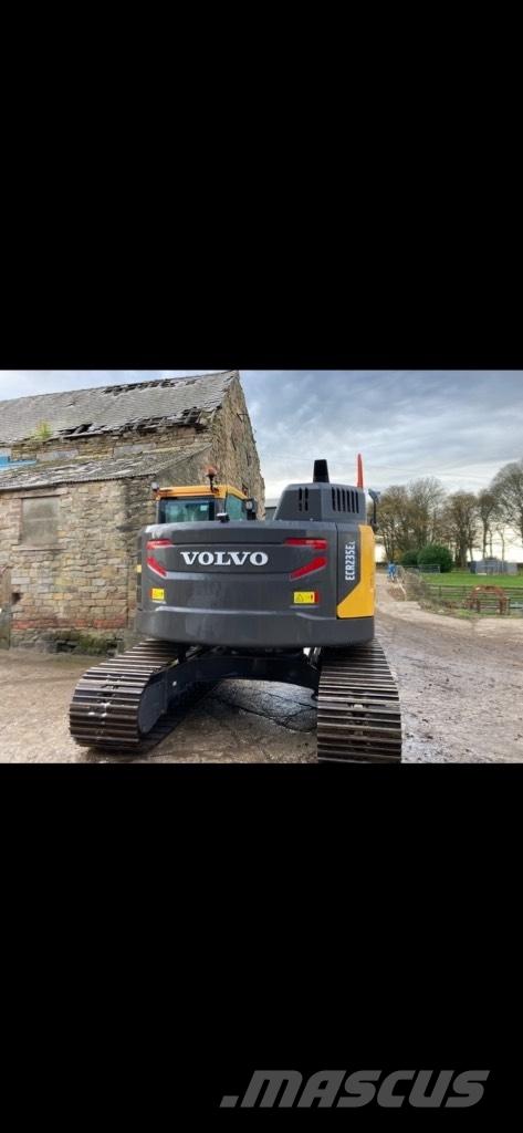 Volvo ECR 235 E Pásová rýpadla