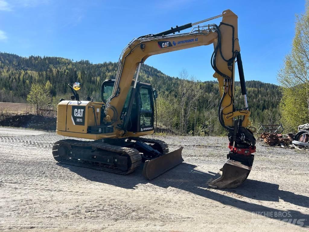 CAT 307E2 Pásová rýpadla