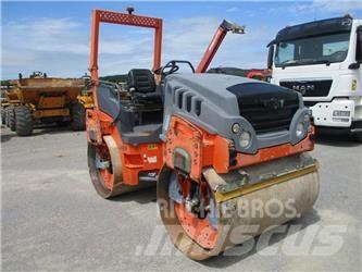 Hamm HD 14 VV Tandemové válce