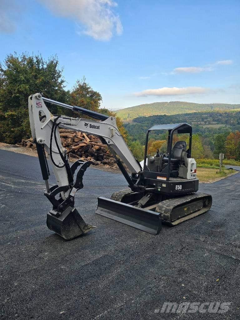 Bobcat E 50 Mini rýpadla < 7t