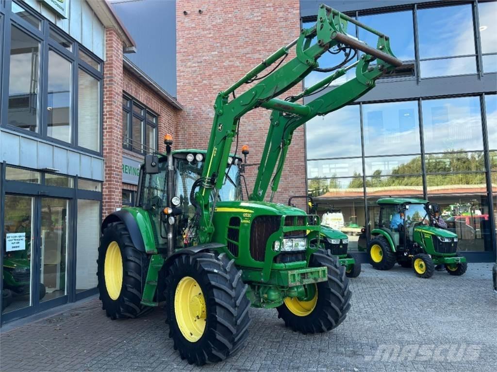 John Deere 6530 Traktory