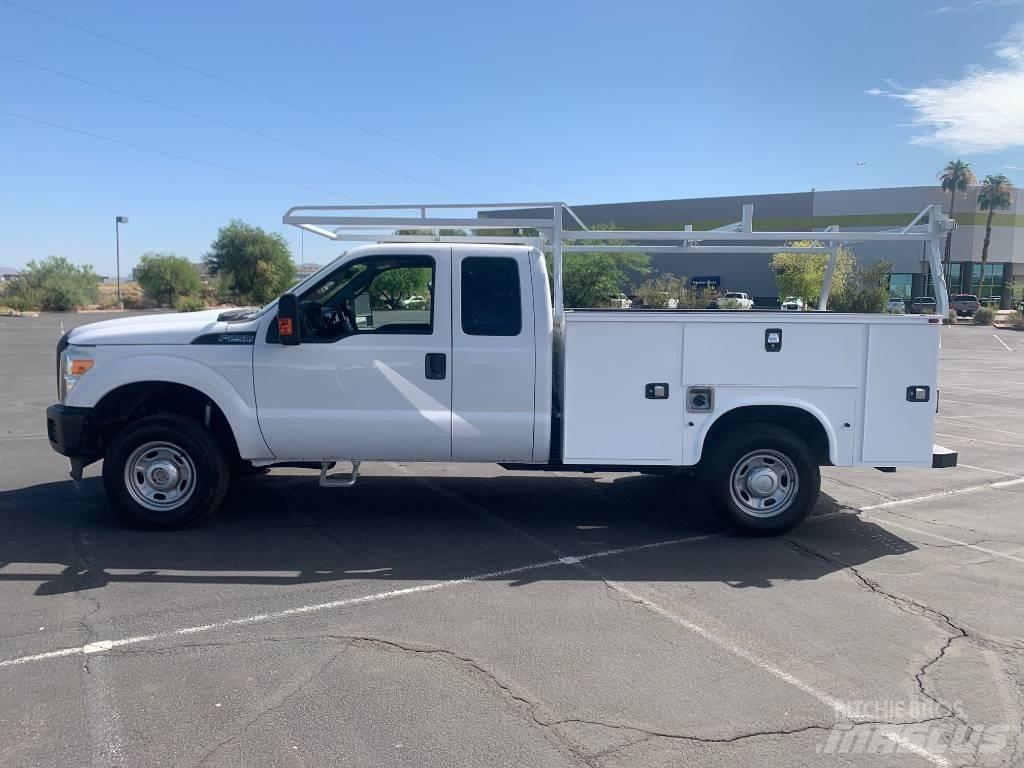 Ford F 250 XL SD Užitkové stroje