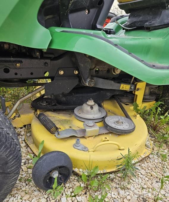 John Deere X 300 R Samojízdné sekačky