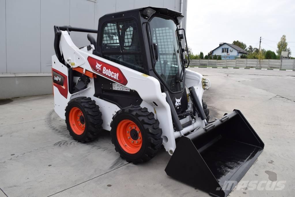 Bobcat S 64 Smykem řízené nakladače