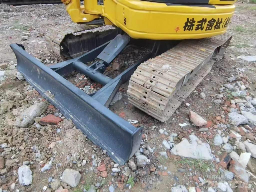 Komatsu PC40 Pásová rýpadla